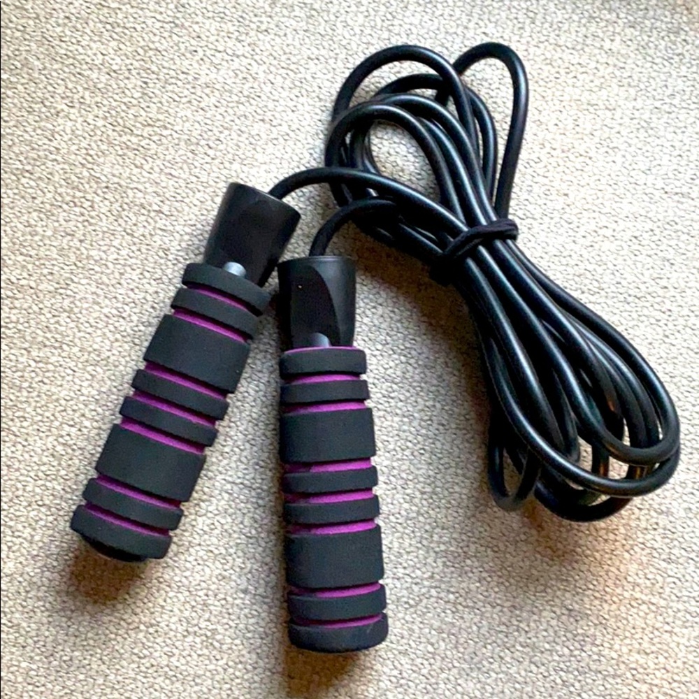 Marika Black & Purple Adjustable Jump Rope